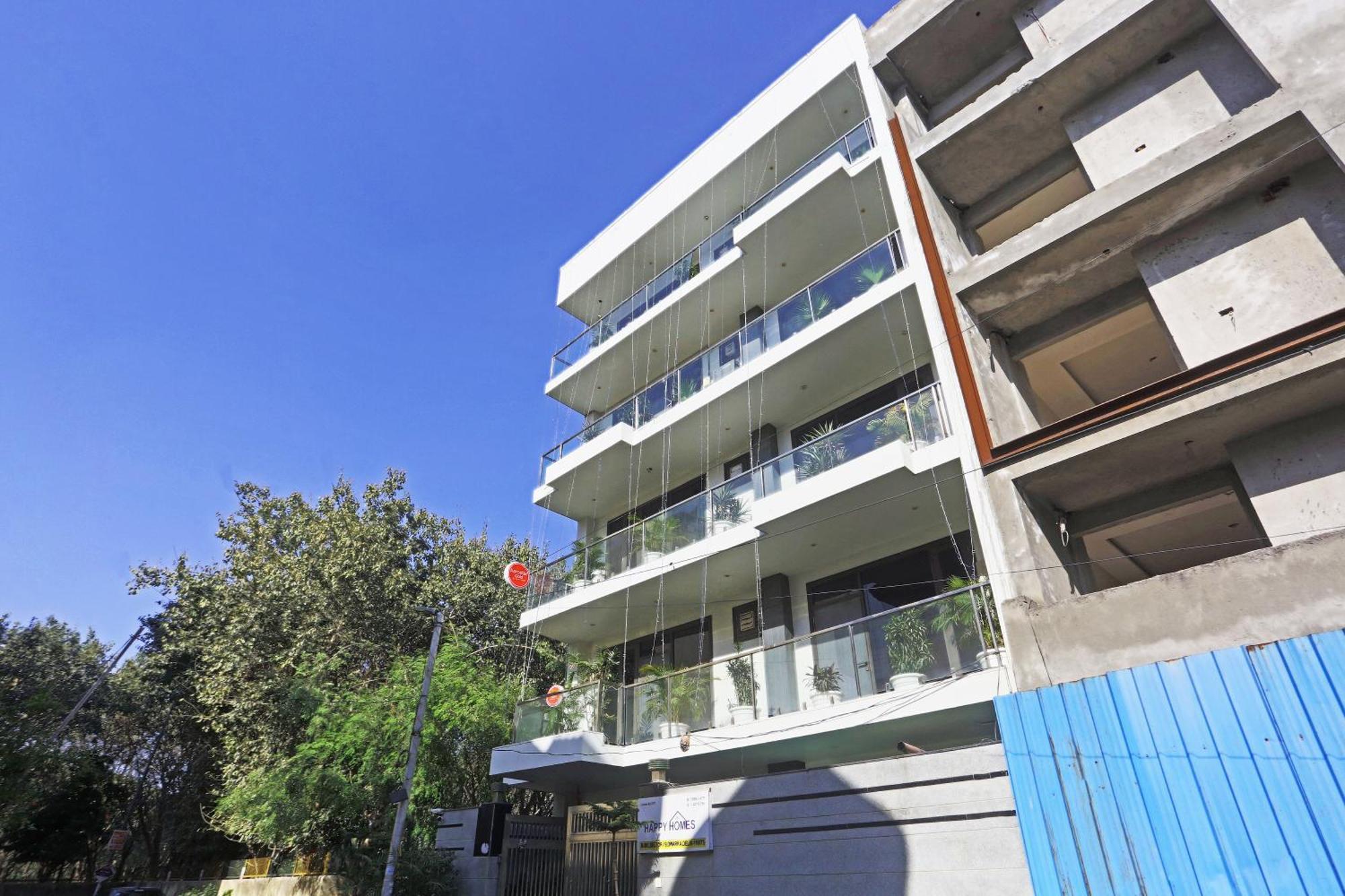 Hotel Aerostar Gold - Opposite Max Healthcare Delhi  Dış mekan fotoğraf
