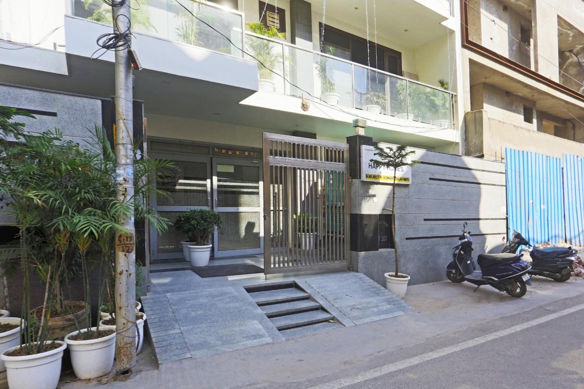 Hotel Aerostar Gold - Opposite Max Healthcare Delhi  Dış mekan fotoğraf